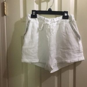 Pistachio linen Shorts size L/XL